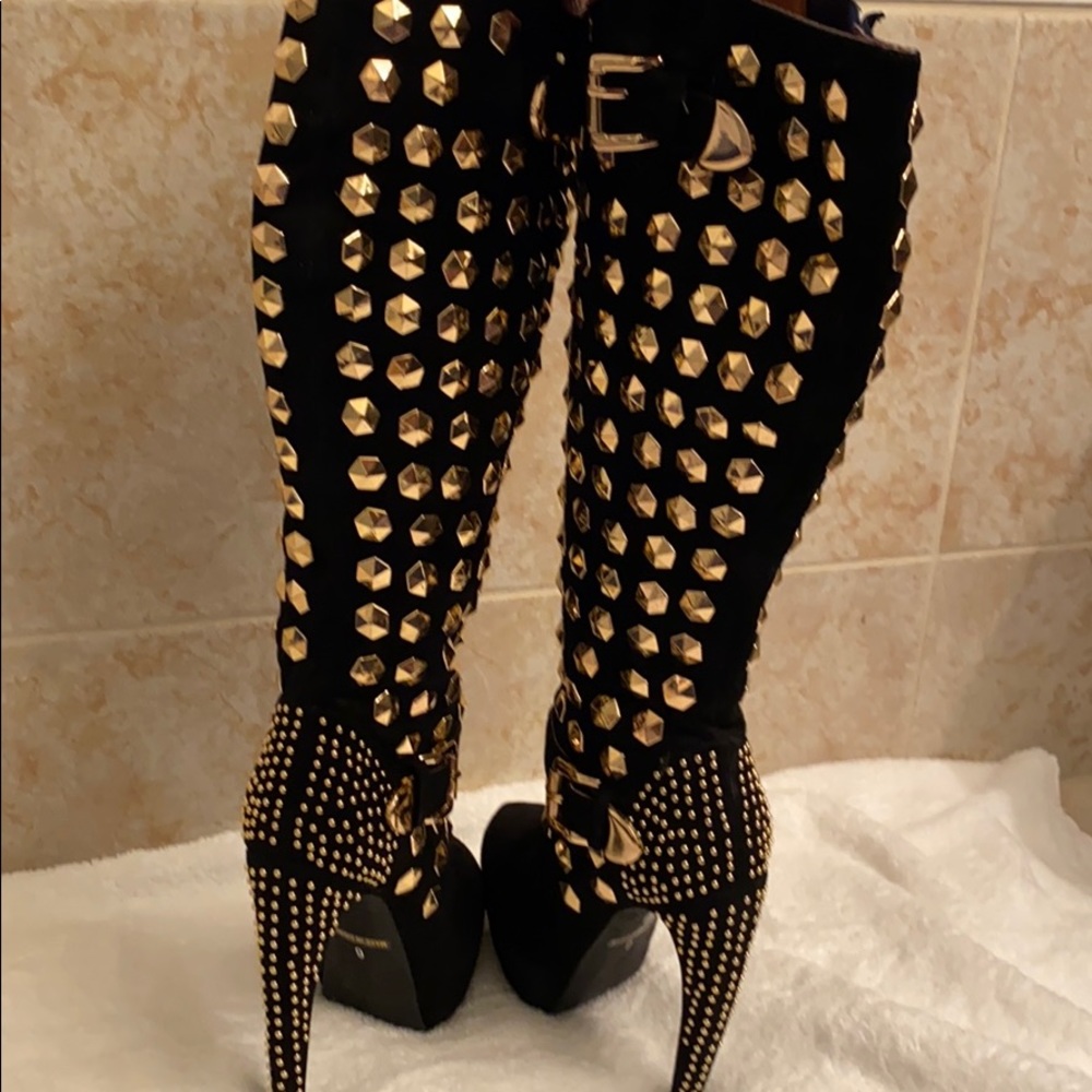 Jeffery Campbell Black Suede and Gold Boots - Picture 7 of 8